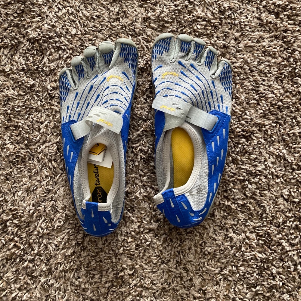 Vibrams Five Fingers Shoes